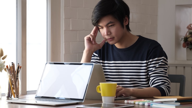 Person with generic online learning content